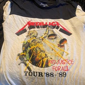 Metallica graphic tee